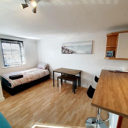 Chelmsford Town Centre Apartments With Car Parking Exterior foto