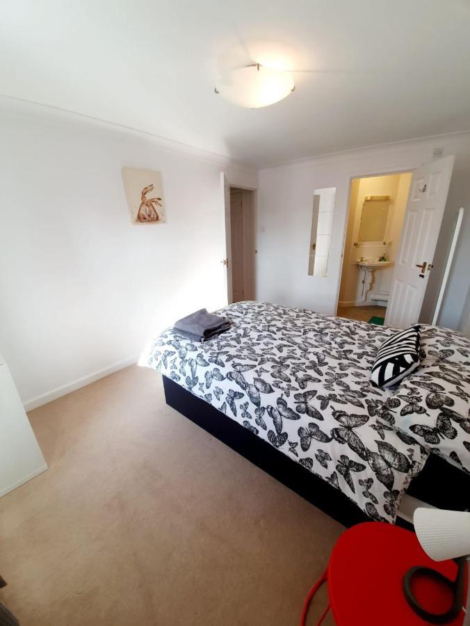 Chelmsford Town Centre Apartments With Car Parking Exterior foto